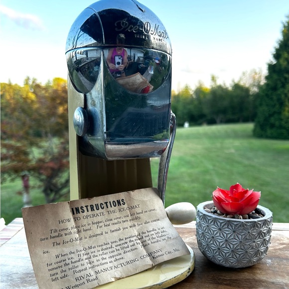 Vintage 1930s enamel & chrome ice-o- mat ice crusher Rival Mfg. Co. Kansas City - Picture 13 of 14